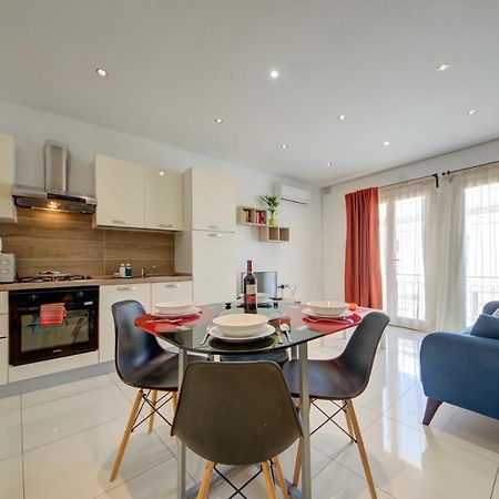 Sapphire Court 2 Bedroom Apartments By Shortletsmalta Sliema Exterior foto